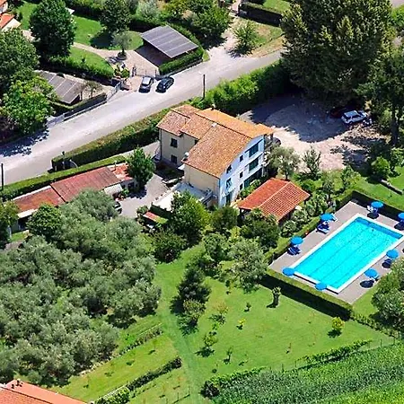 Hotell Da Pio Marina di Pietrasanta